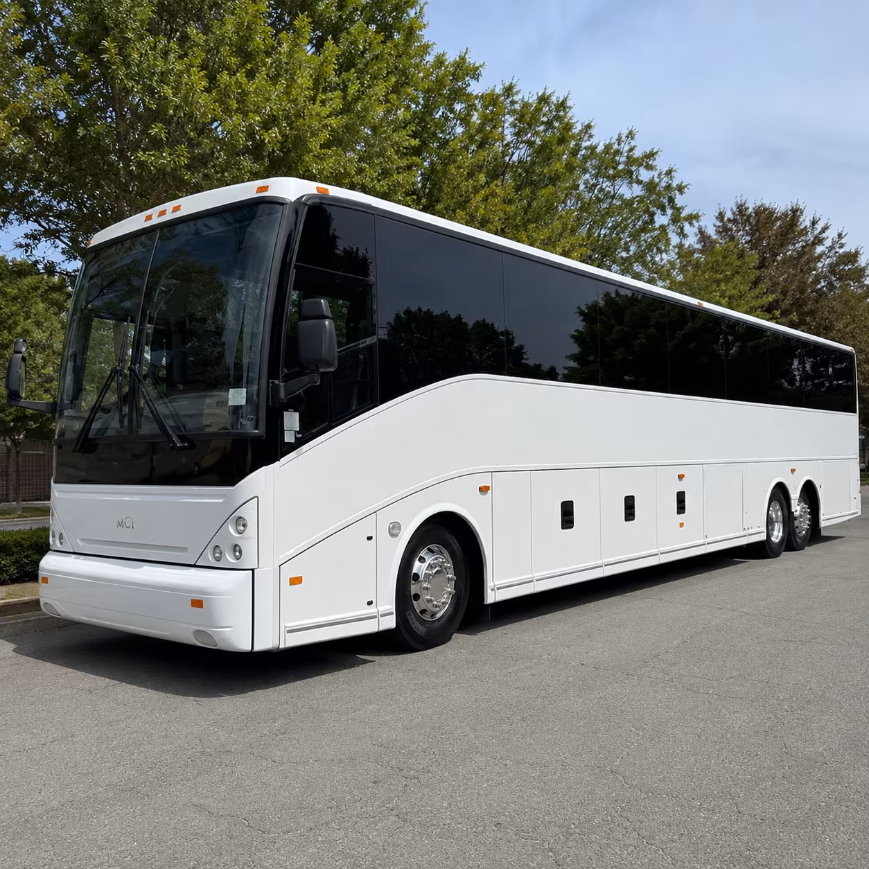 charter buses to sofi stadium from montebello skip the kareem court chaos