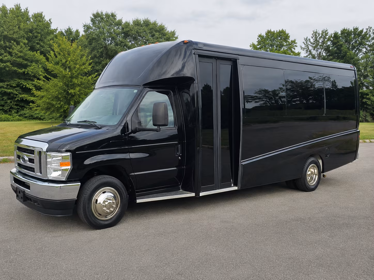 norwalk book your norwalk winery tour charter bus rental