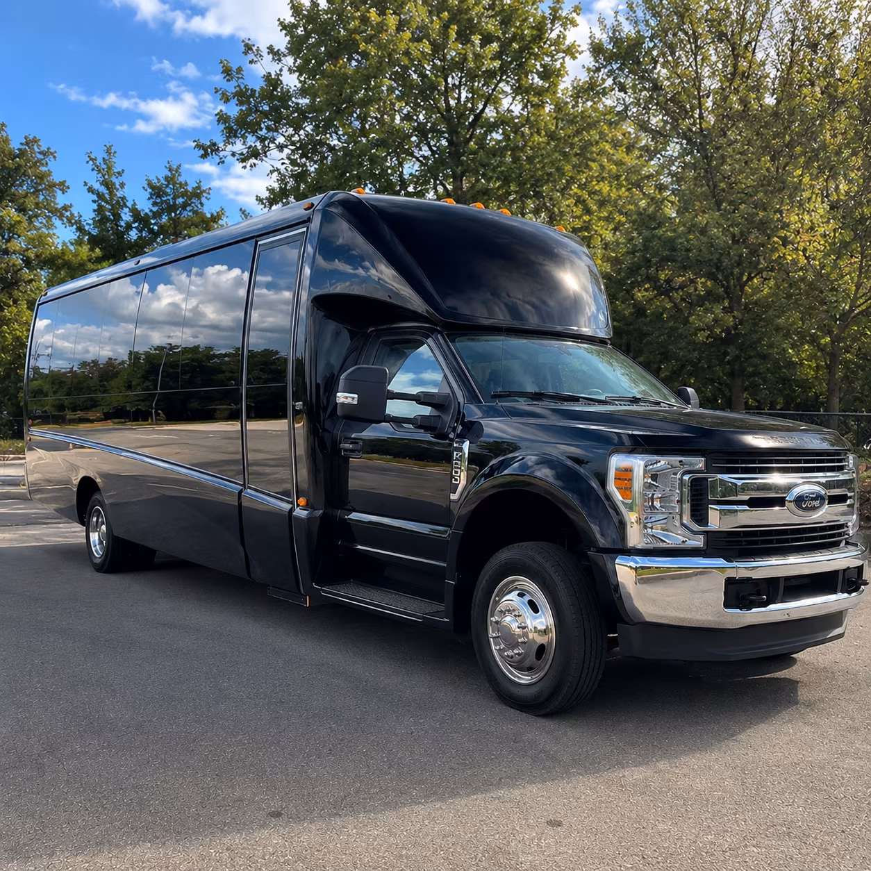 pasadena corporate event charter bus rentals in pasadena