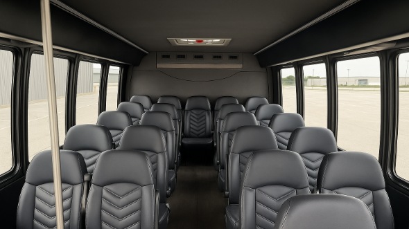 montebello 18 passenger minibus rental